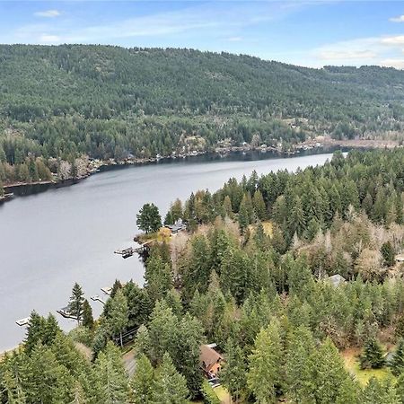 Chalet Style Cottage Near Shawnigan Lake מראה חיצוני תמונה